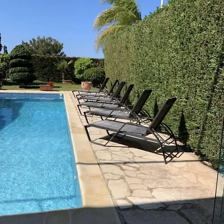 Anastasia - Sea Breeze Retreat