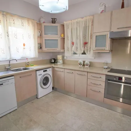 Holiday home Anastasia - Sea Breeze Retreat