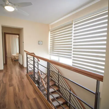 Anastasia - Sea Breeze Retreat Holiday home Peyia